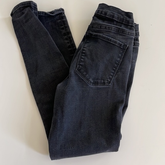 Gap size 27 regular black jeans - Picture 3 of 3
